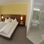 Hotel Tennis Golf Hollrigl 4*
