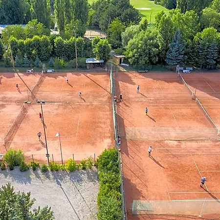 Tennis Golf Hoellrigl 4* Kottingbrunn