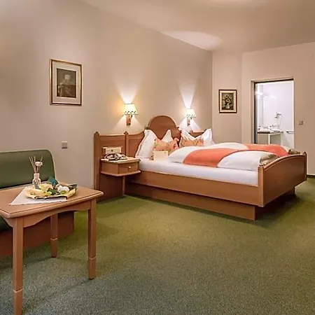 Tennis Golf Hollrigl 4* Kottingbrunn