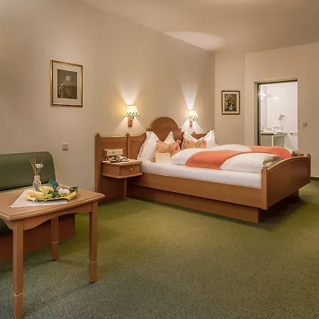 Tennis Golf Hollrigl 4*