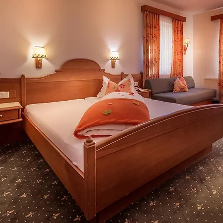 Hotel Tennis Golf Hollrigl 4*