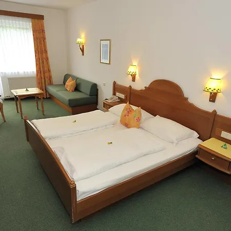 Tennis Golf Hoellrigl