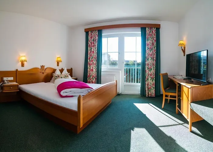 Tennis Golf Hoellrigl 4* Kottingbrunn