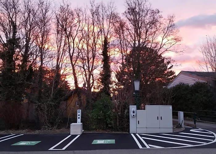 Tennis Golf Hoellrigl 4* Kottingbrunn