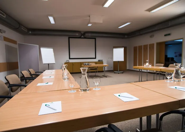 Hotel Tennis Golf Hoellrigl Kottingbrunn